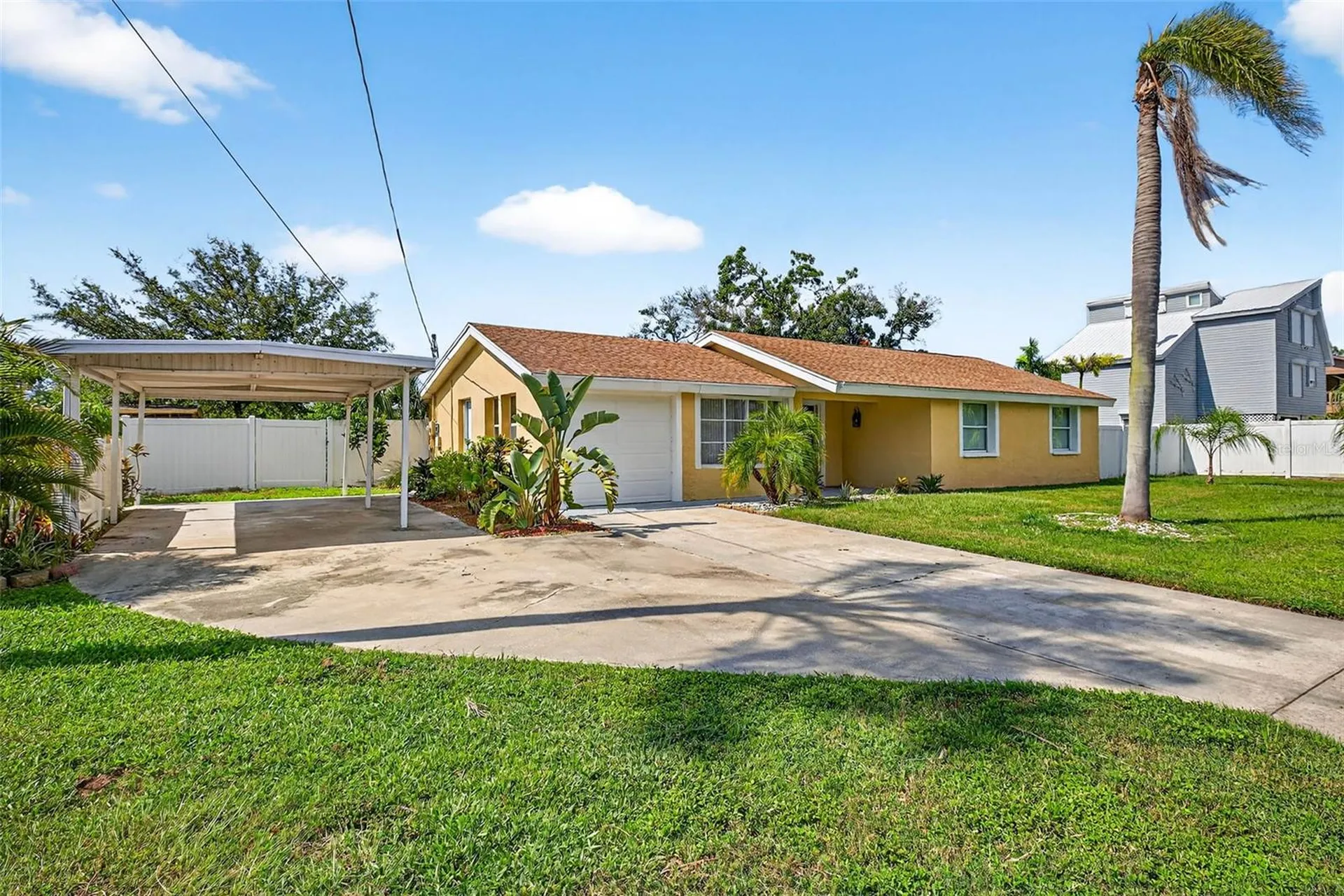 3225 W Shell Point Road Ruskin FL 33570