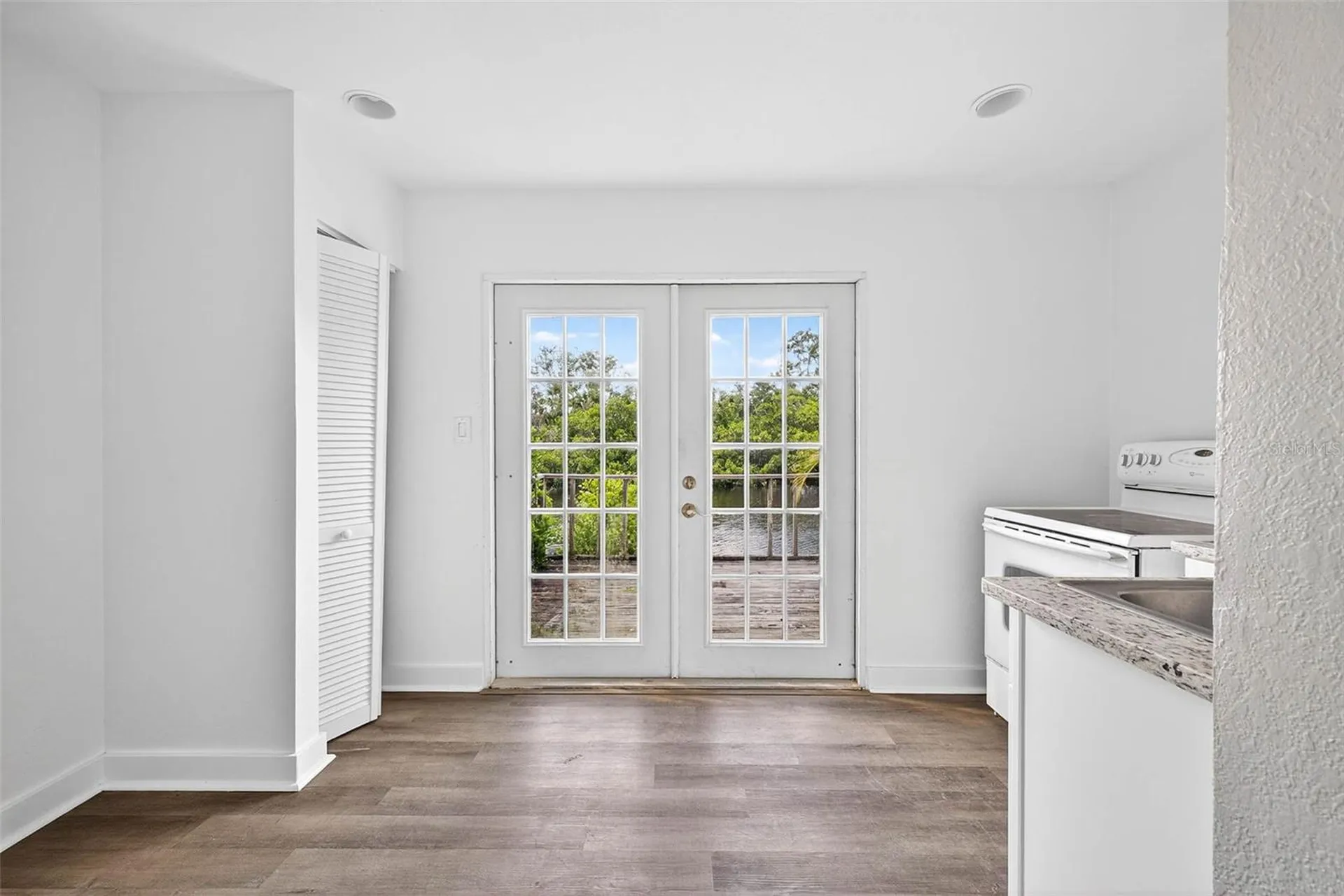 3225 W Shell Point Road Ruskin FL 33570