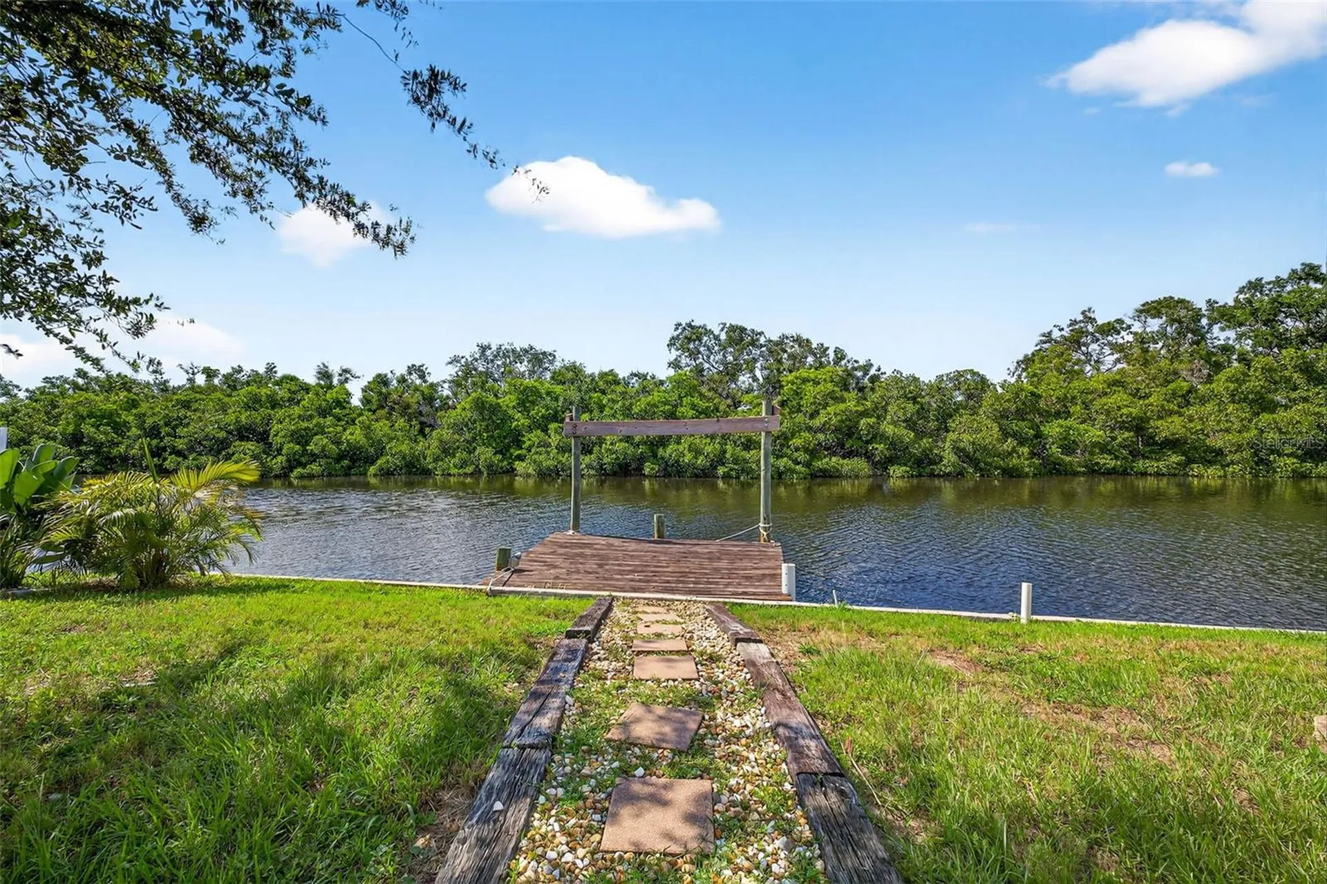 3225 W Shell Point Road Ruskin FL 33570