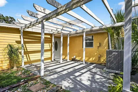3225 W Shell Point Road Ruskin FL 33570