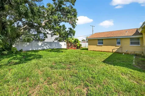 3225 W Shell Point Road Ruskin FL 33570