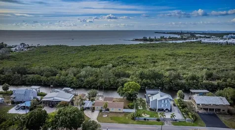 3225 W Shell Point Road Ruskin FL 33570