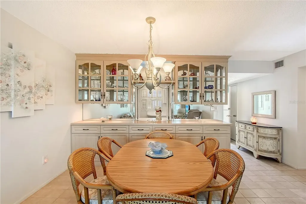 1350 N Portofino Drive Sarasota FL 34242