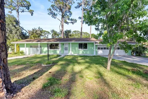 641 Jackson Street Eustis FL 32726