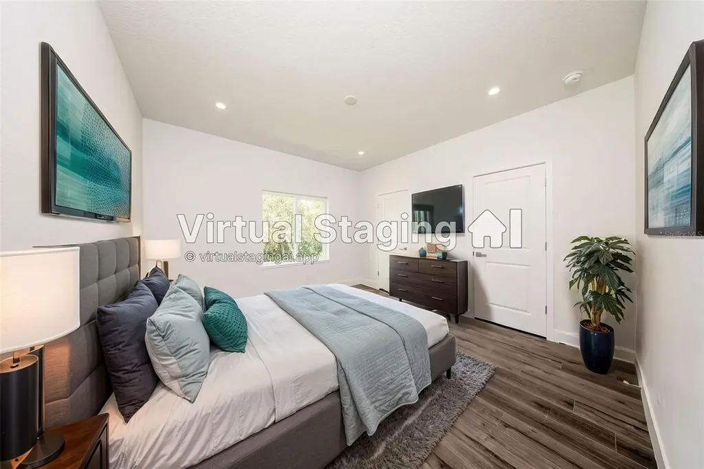 300 Mitnik Drive Deltona FL 32738