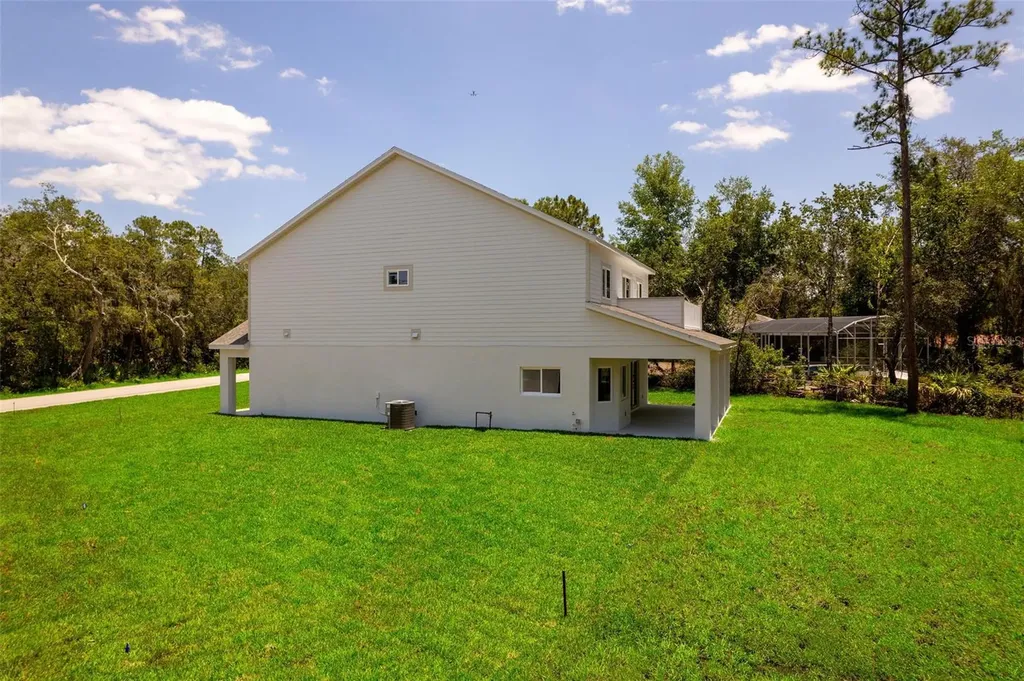 300 Mitnik Drive Deltona FL 32738