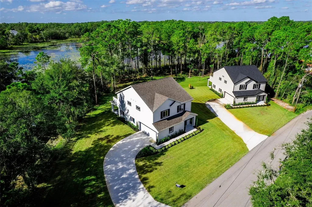 300 Mitnik Drive Deltona FL 32738