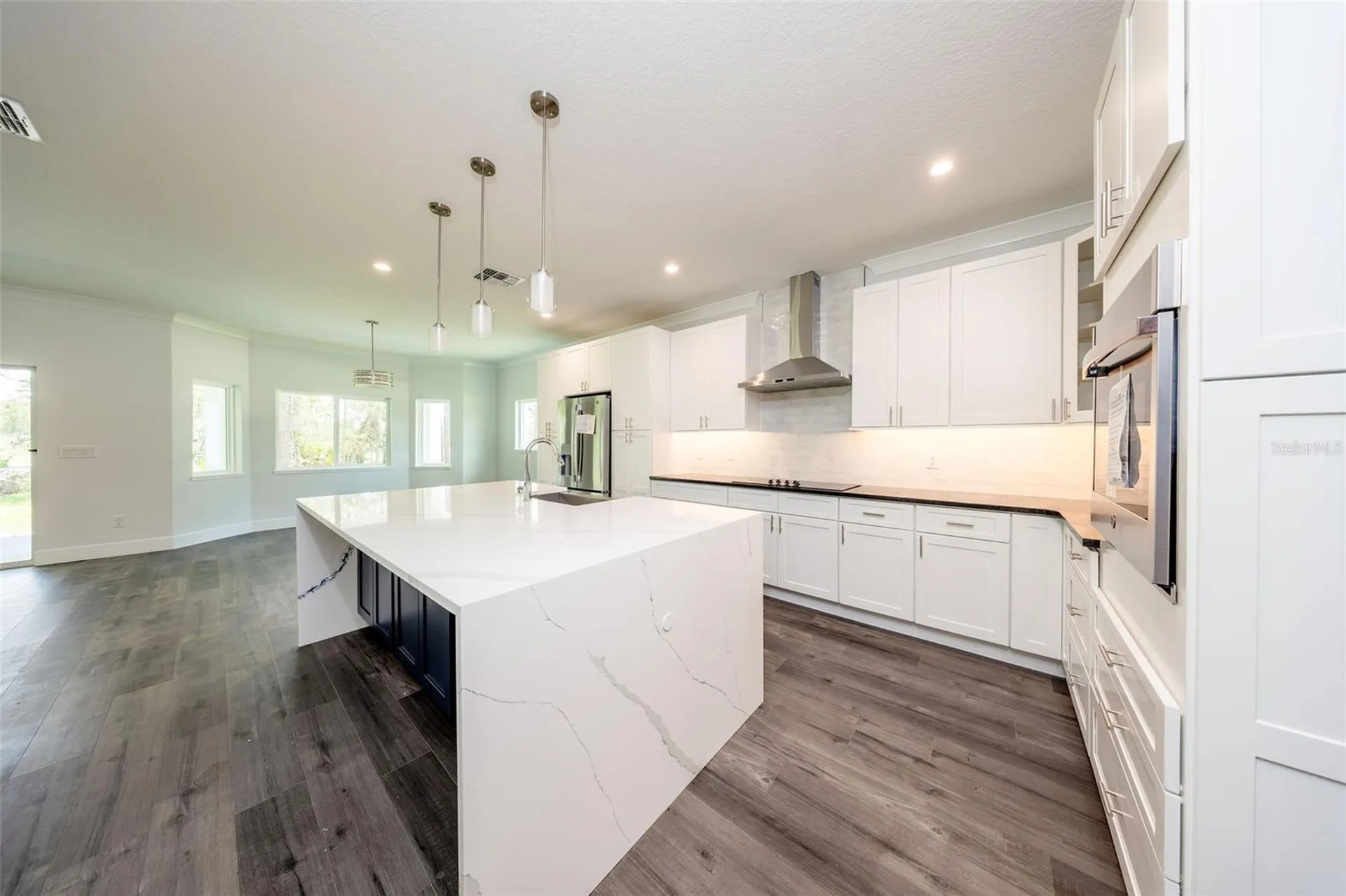 300 Mitnik Drive Deltona FL 32738