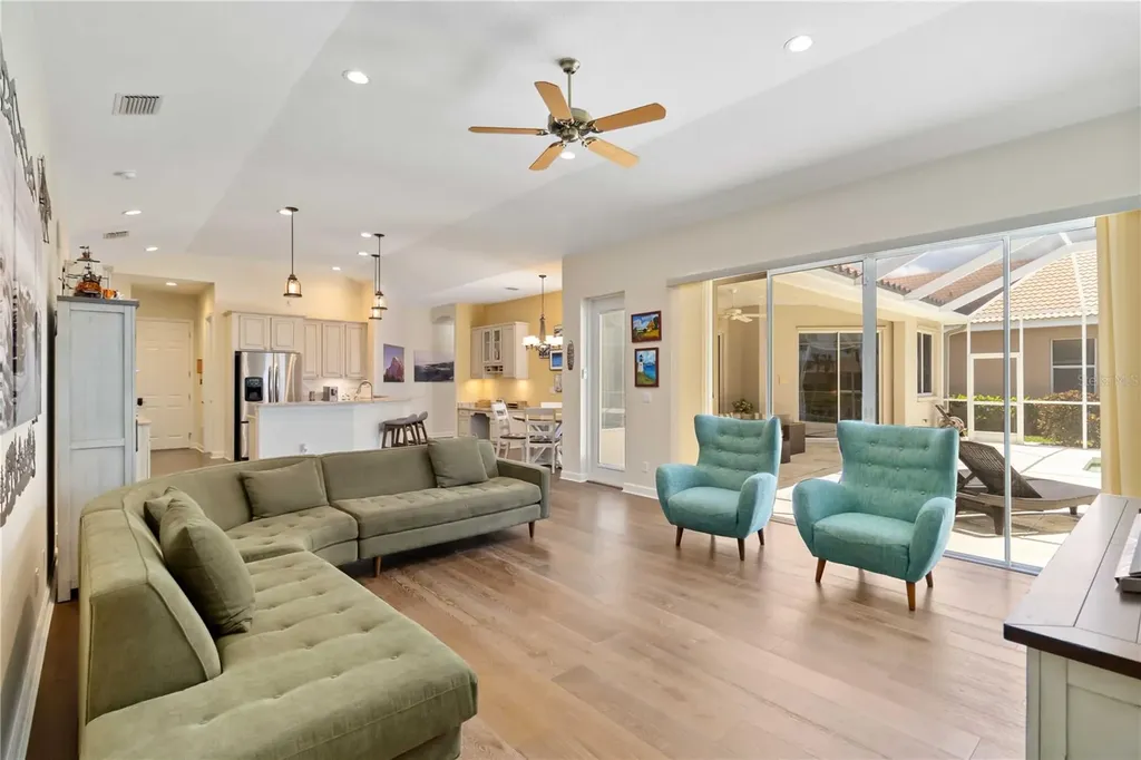 4958 Gardiners Bay Circle Sarasota FL 34238