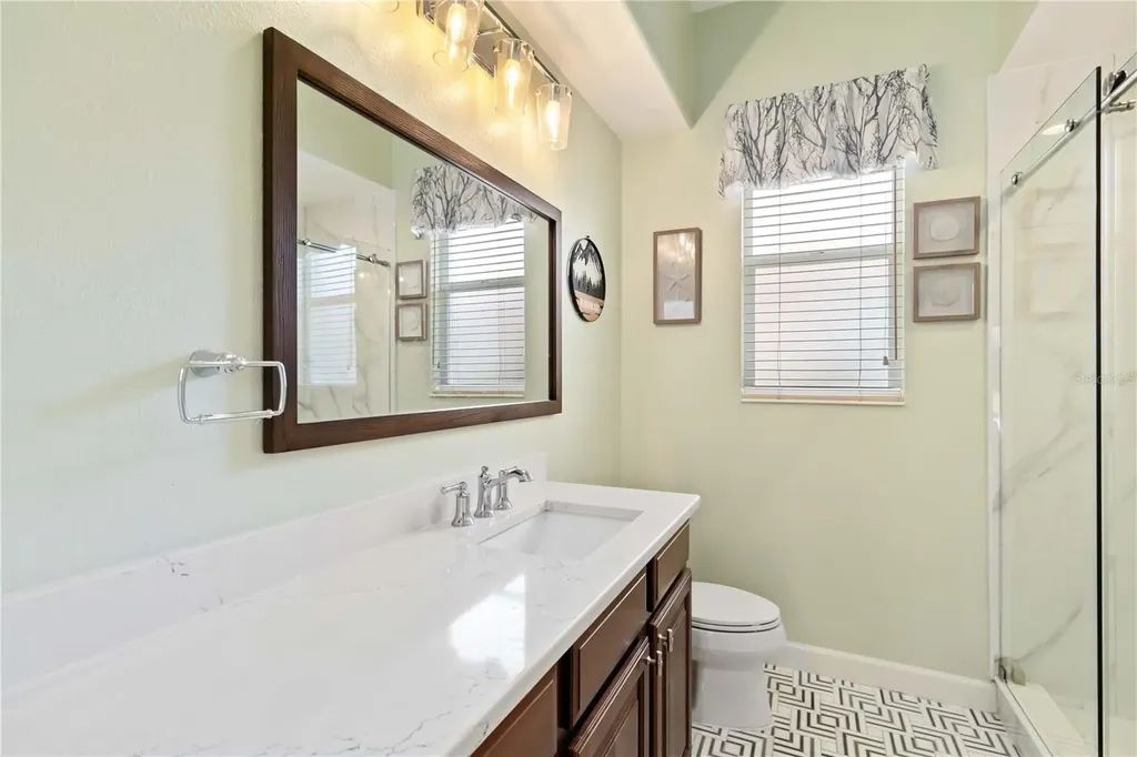 4958 Gardiners Bay Circle Sarasota FL 34238