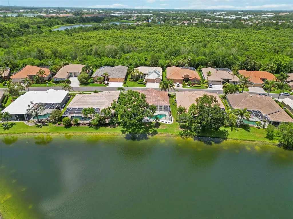 4958 Gardiners Bay Circle Sarasota FL 34238