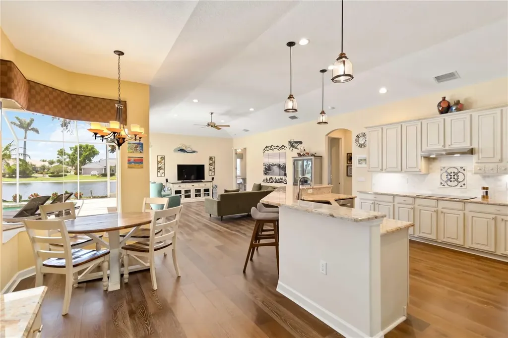 4958 Gardiners Bay Circle Sarasota FL 34238
