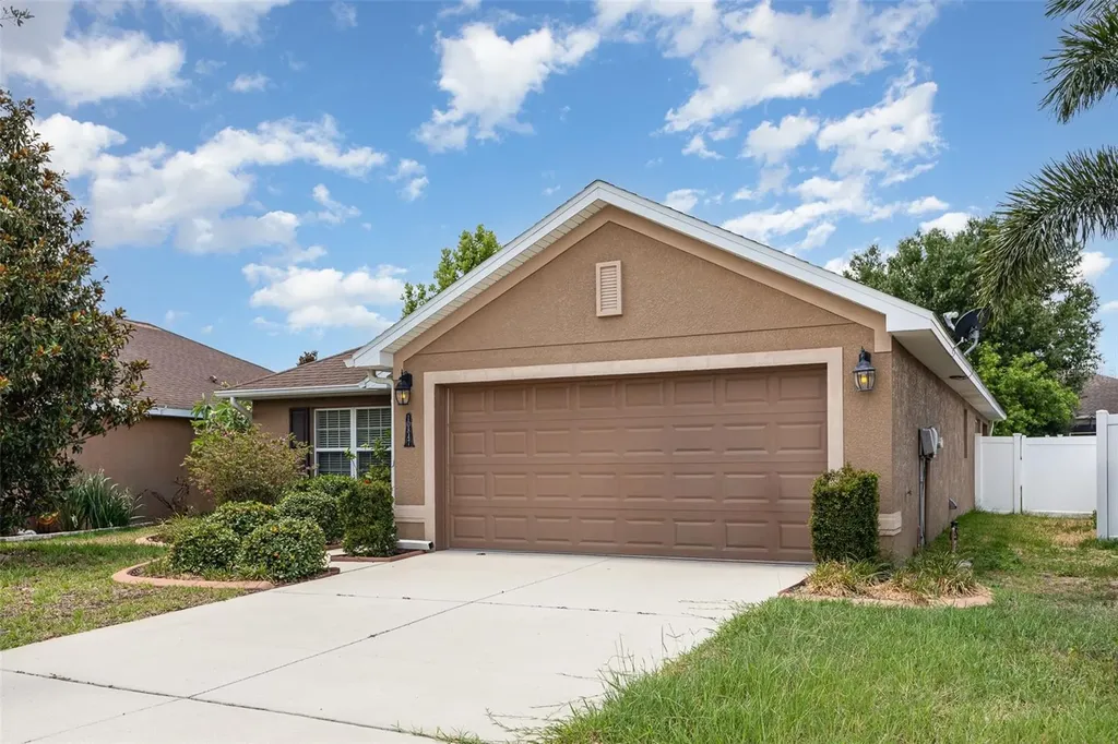 10847 Kirkwall Port Drive Wimauma FL 33598
