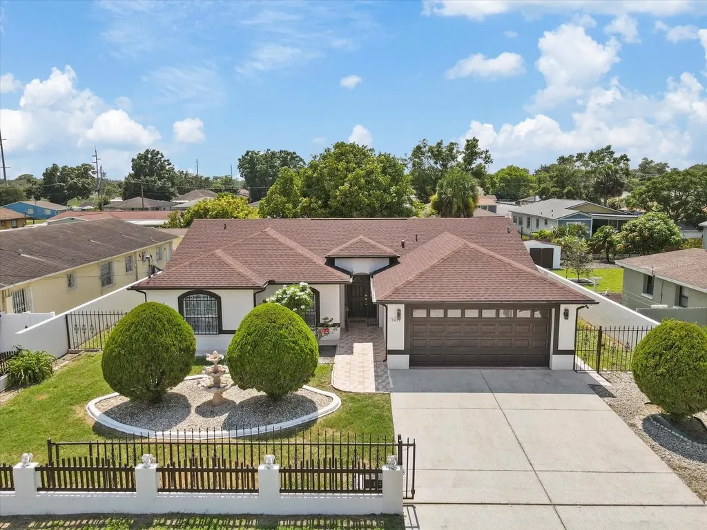 5812 Blossom Avenue Tampa FL 33614