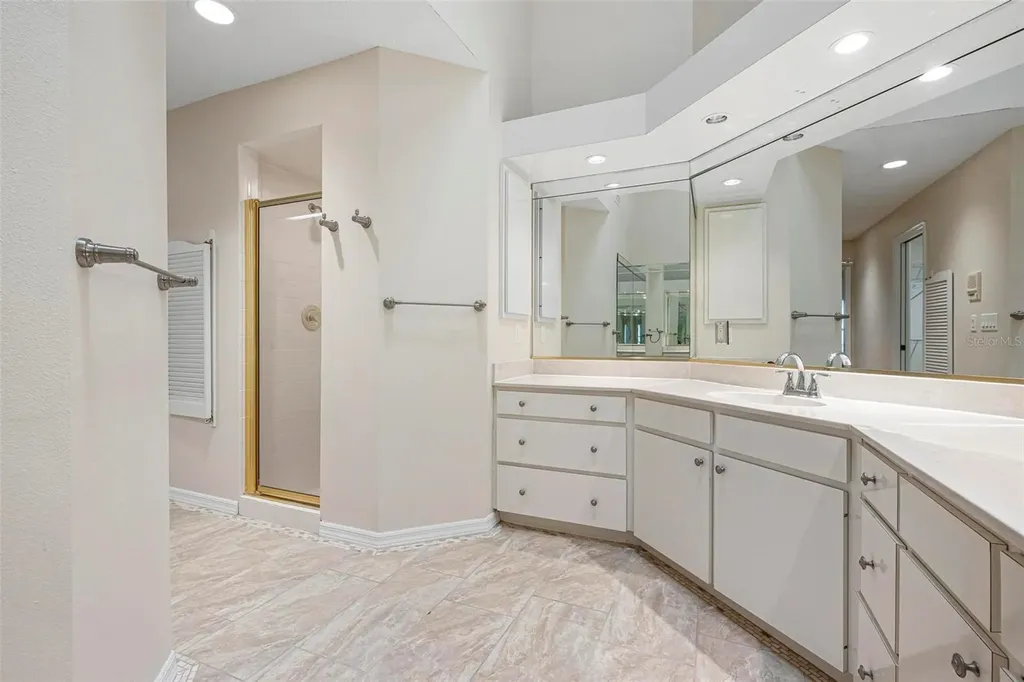 4472 Calle Serena Sarasota FL 34238