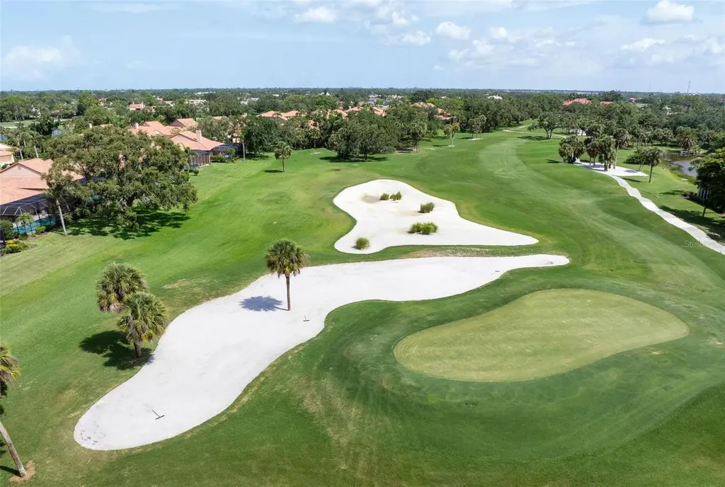 4472 Calle Serena Sarasota FL 34238