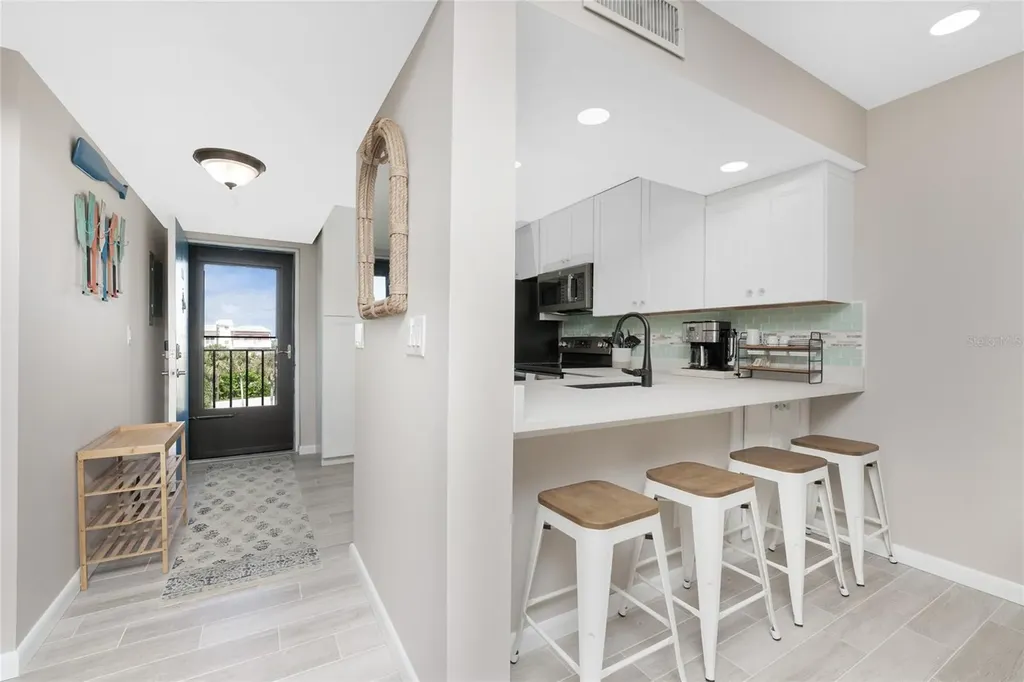 1591 Beach Road Englewood FL 34223