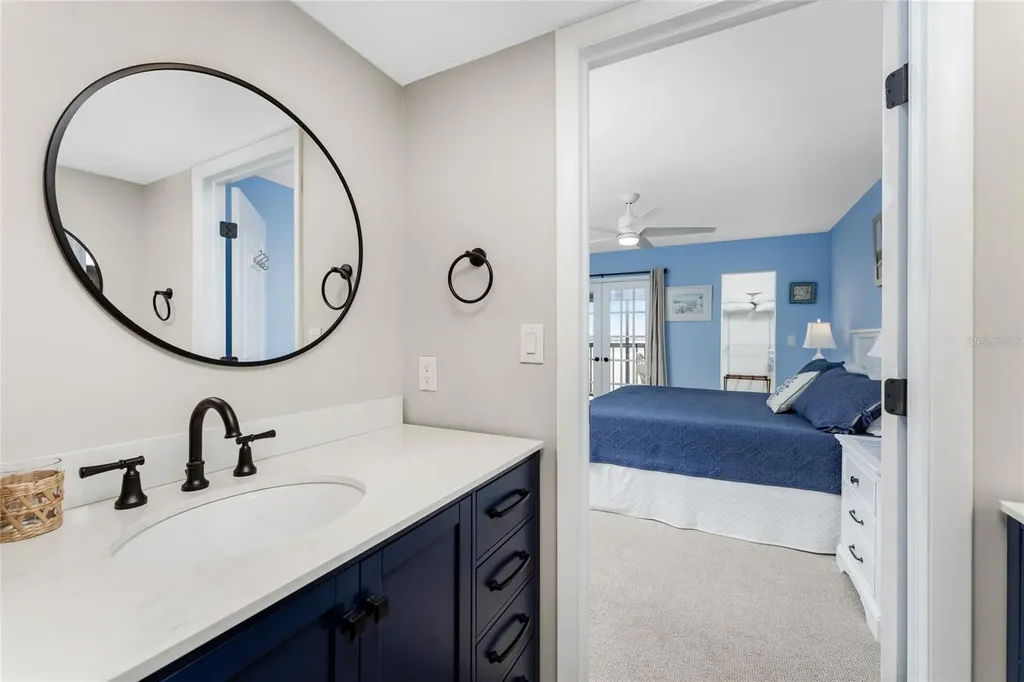 1591 Beach Road Englewood FL 34223