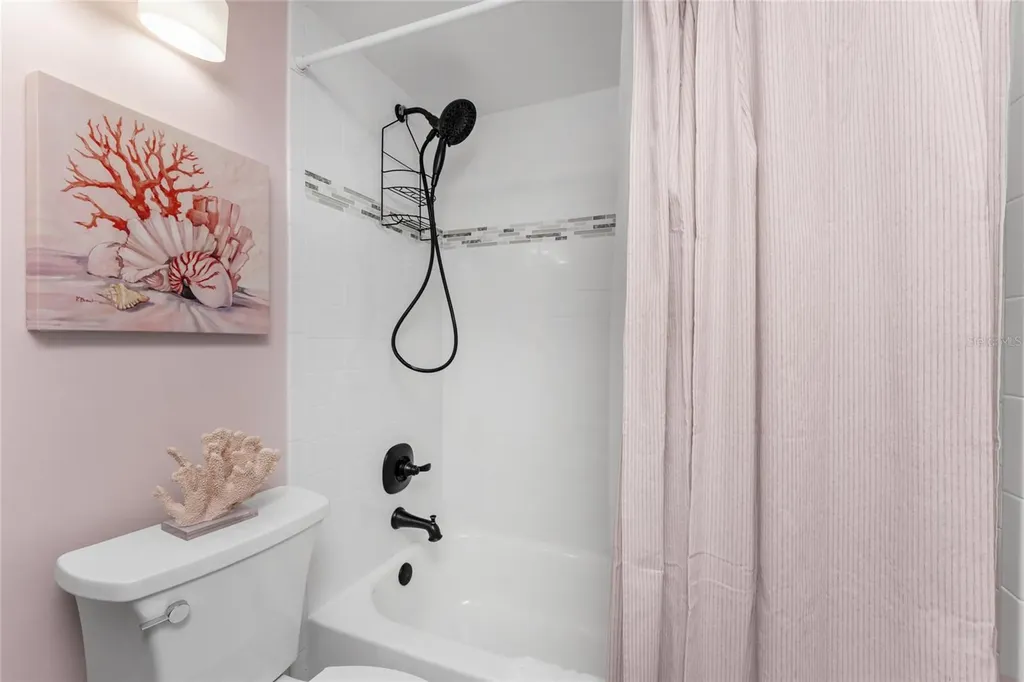 1591 Beach Road Englewood FL 34223