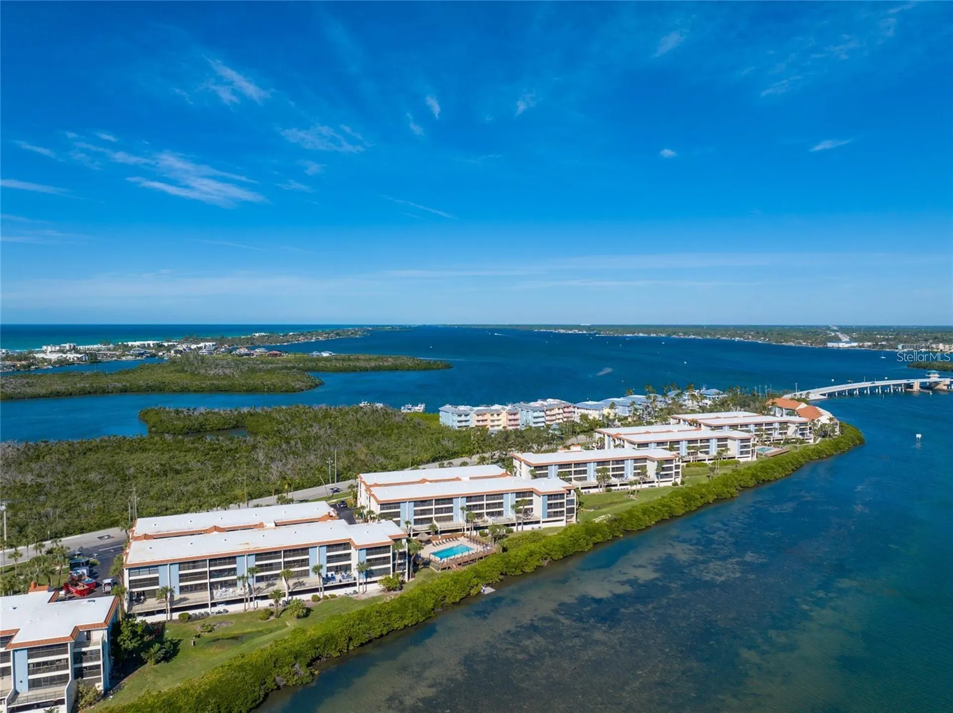1591 Beach Road Englewood FL 34223
