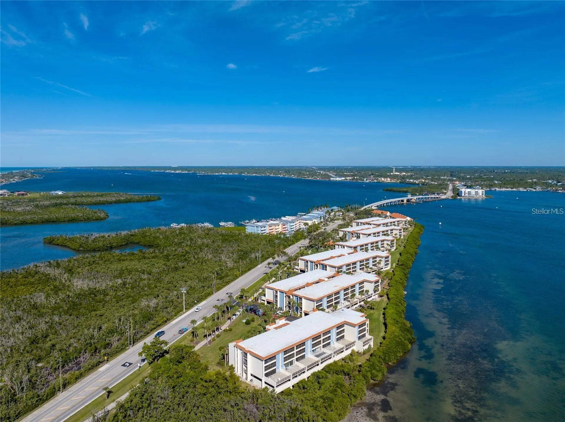 1591 Beach Road Englewood FL 34223