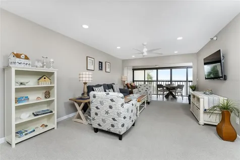 1591 Beach Road Englewood FL 34223