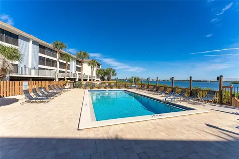 1591 Beach Road Englewood FL 34223