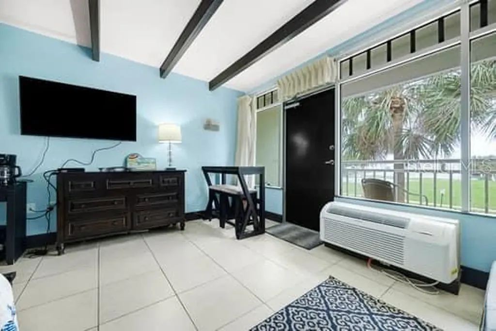 611 Destiny Drive Ruskin FL 33570