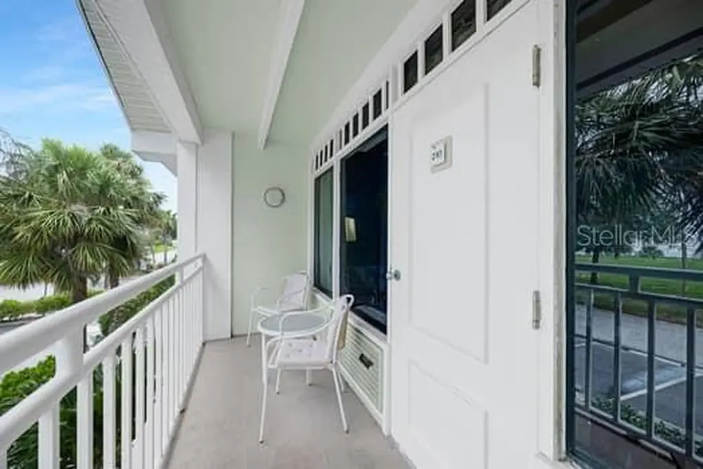 611 Destiny Drive Ruskin FL 33570