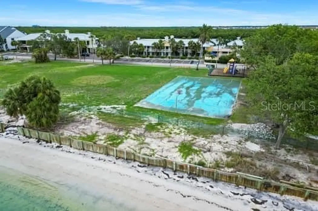 611 Destiny Drive Ruskin FL 33570