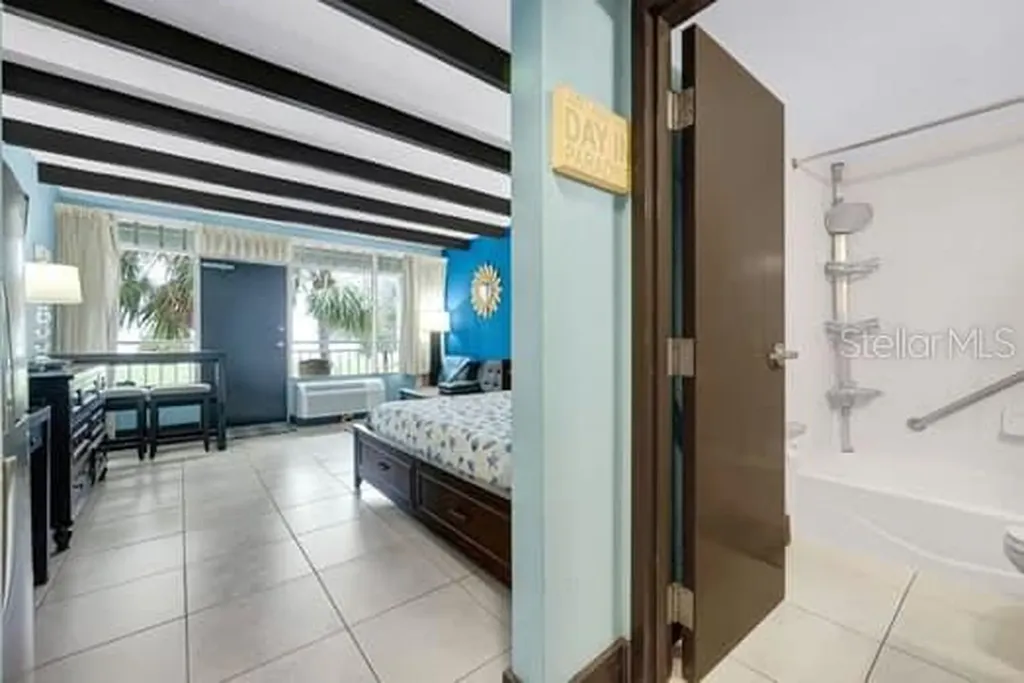 611 Destiny Drive Ruskin FL 33570