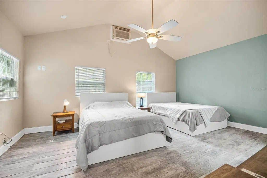 2709 Upton Street S Gulfport FL 33711