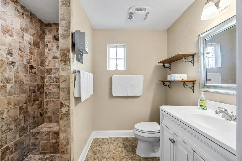 2709 Upton Street S Gulfport FL 33711