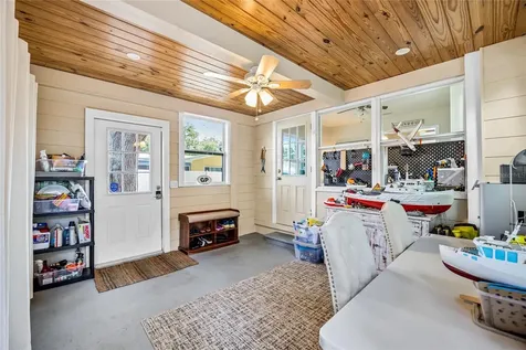 2709 Upton Street S Gulfport FL 33711