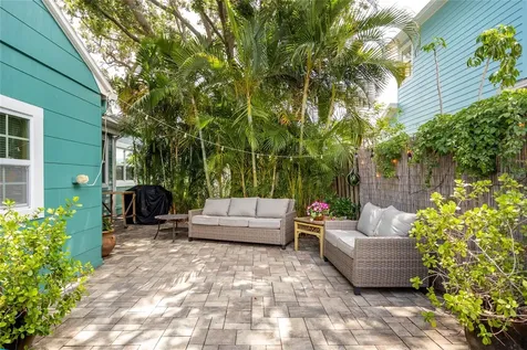 2709 Upton Street S Gulfport FL 33711