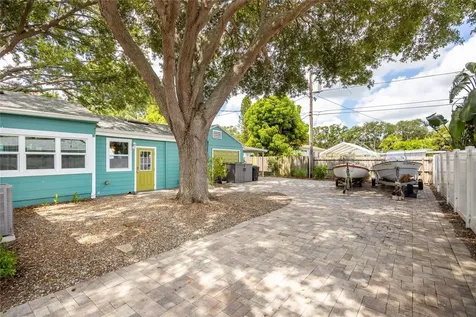 2709 Upton Street S Gulfport FL 33711