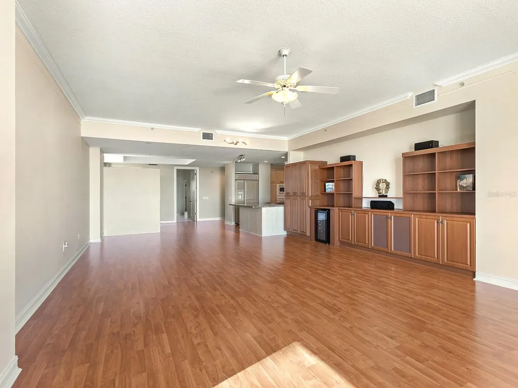 1233 N Gulfstream Avenue Sarasota FL 34236