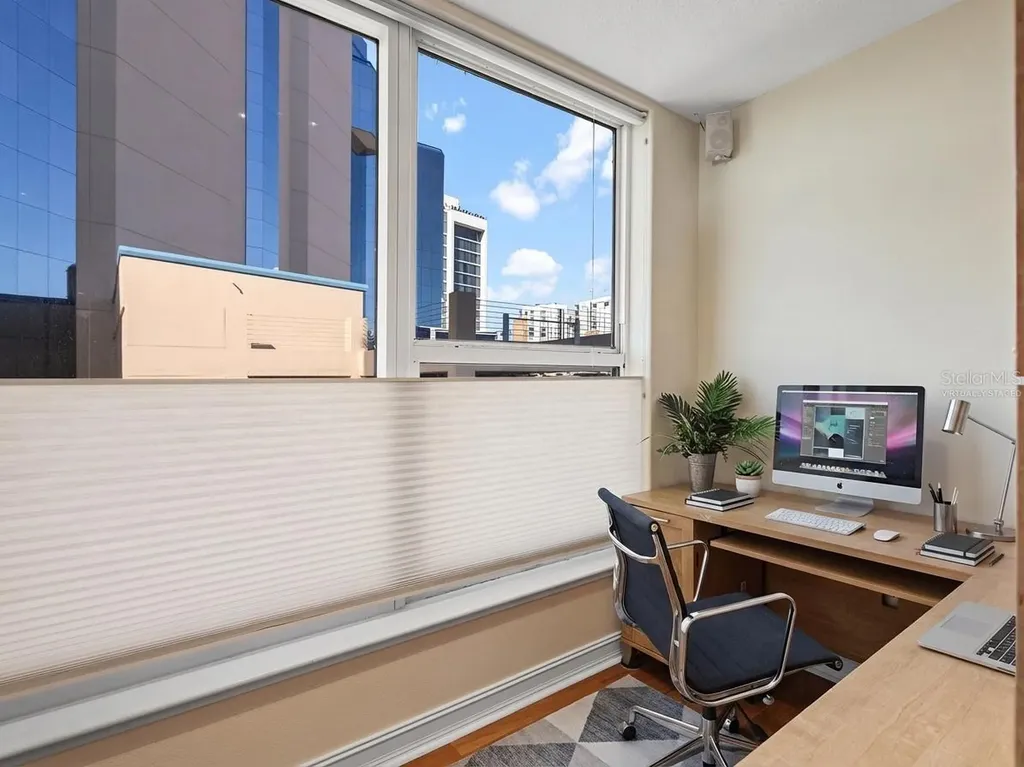 1233 N Gulfstream Avenue Sarasota FL 34236