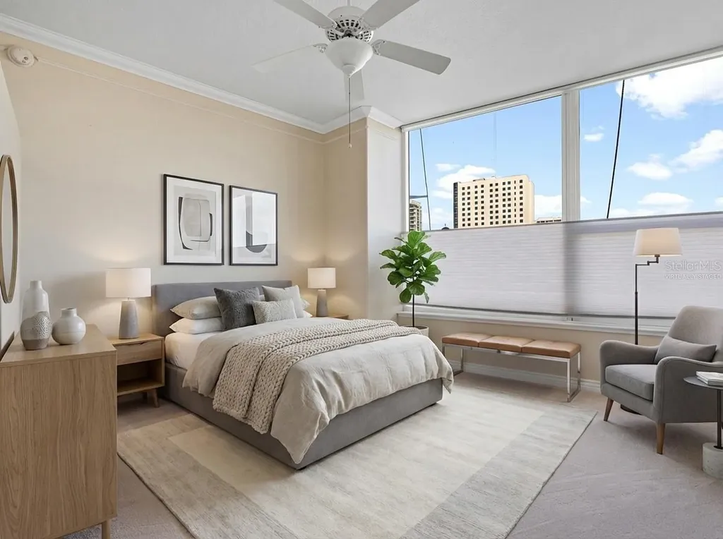 1233 N Gulfstream Avenue Sarasota FL 34236