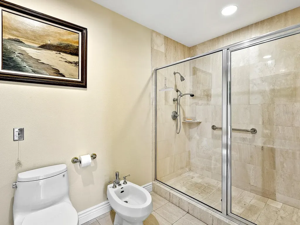 1233 N Gulfstream Avenue Sarasota FL 34236