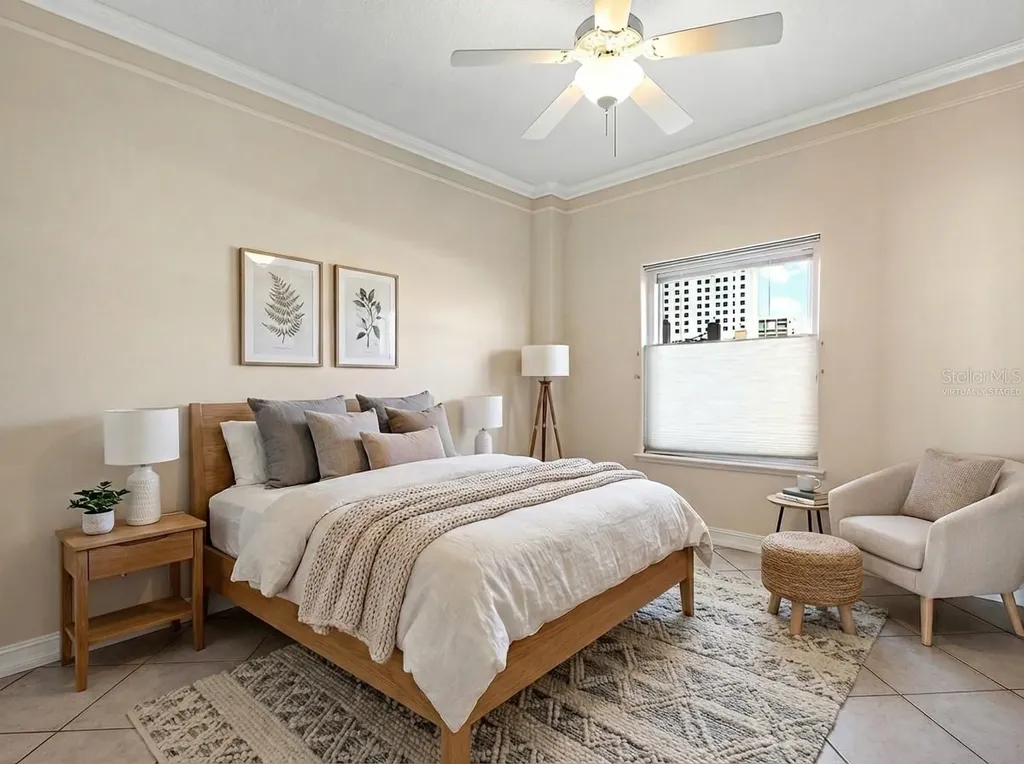 1233 N Gulfstream Avenue Sarasota FL 34236