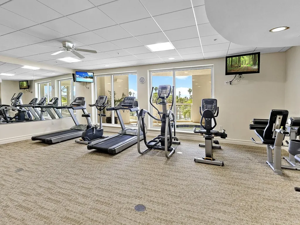 1233 N Gulfstream Avenue Sarasota FL 34236