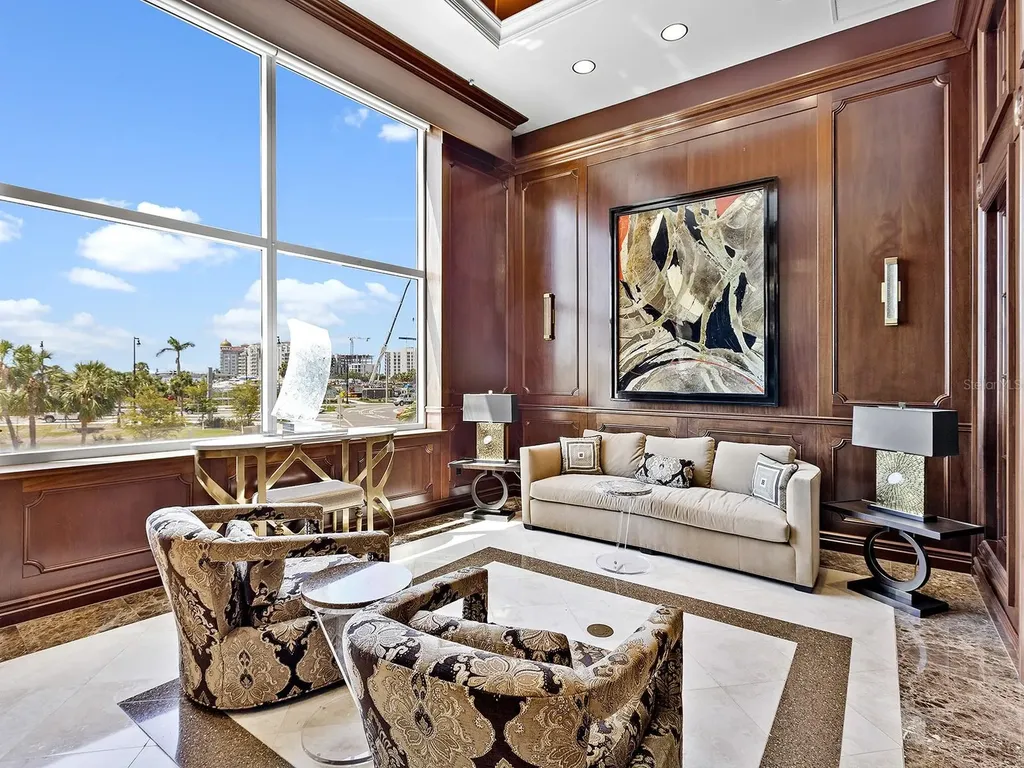 1233 N Gulfstream Avenue Sarasota FL 34236