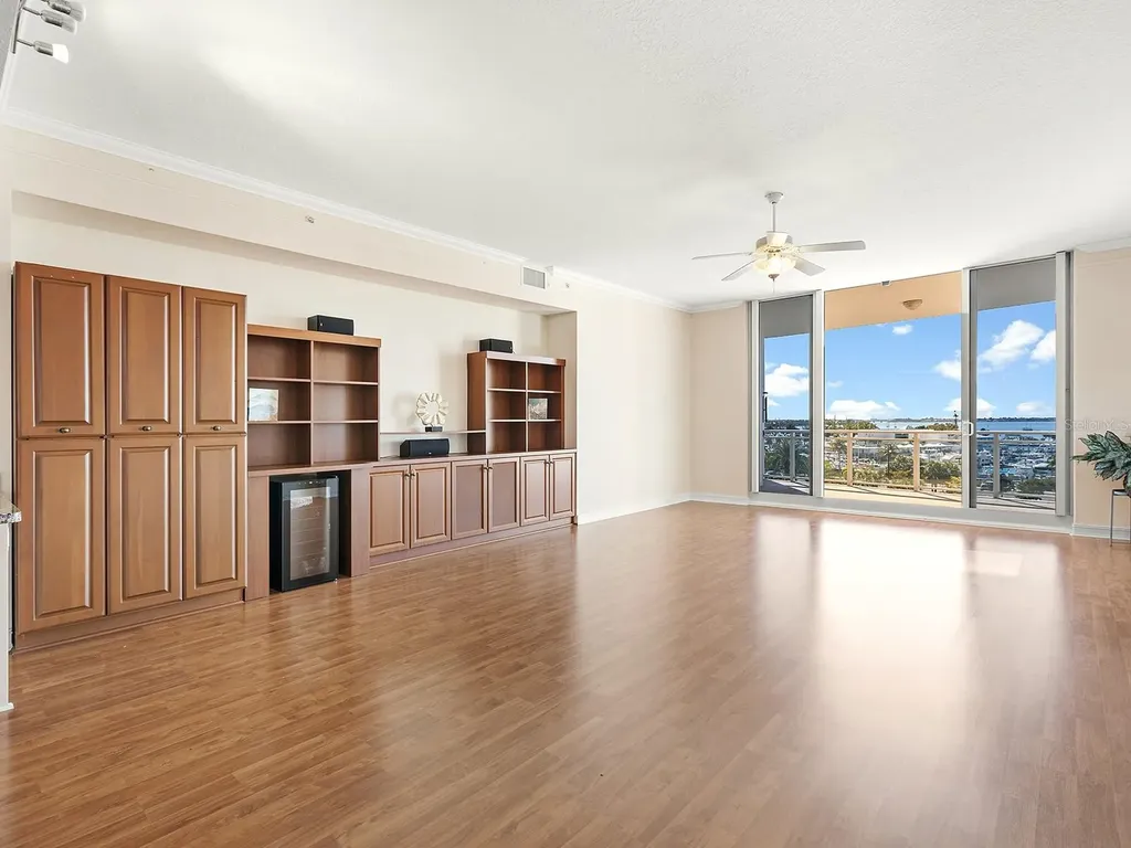 1233 N Gulfstream Avenue Sarasota FL 34236