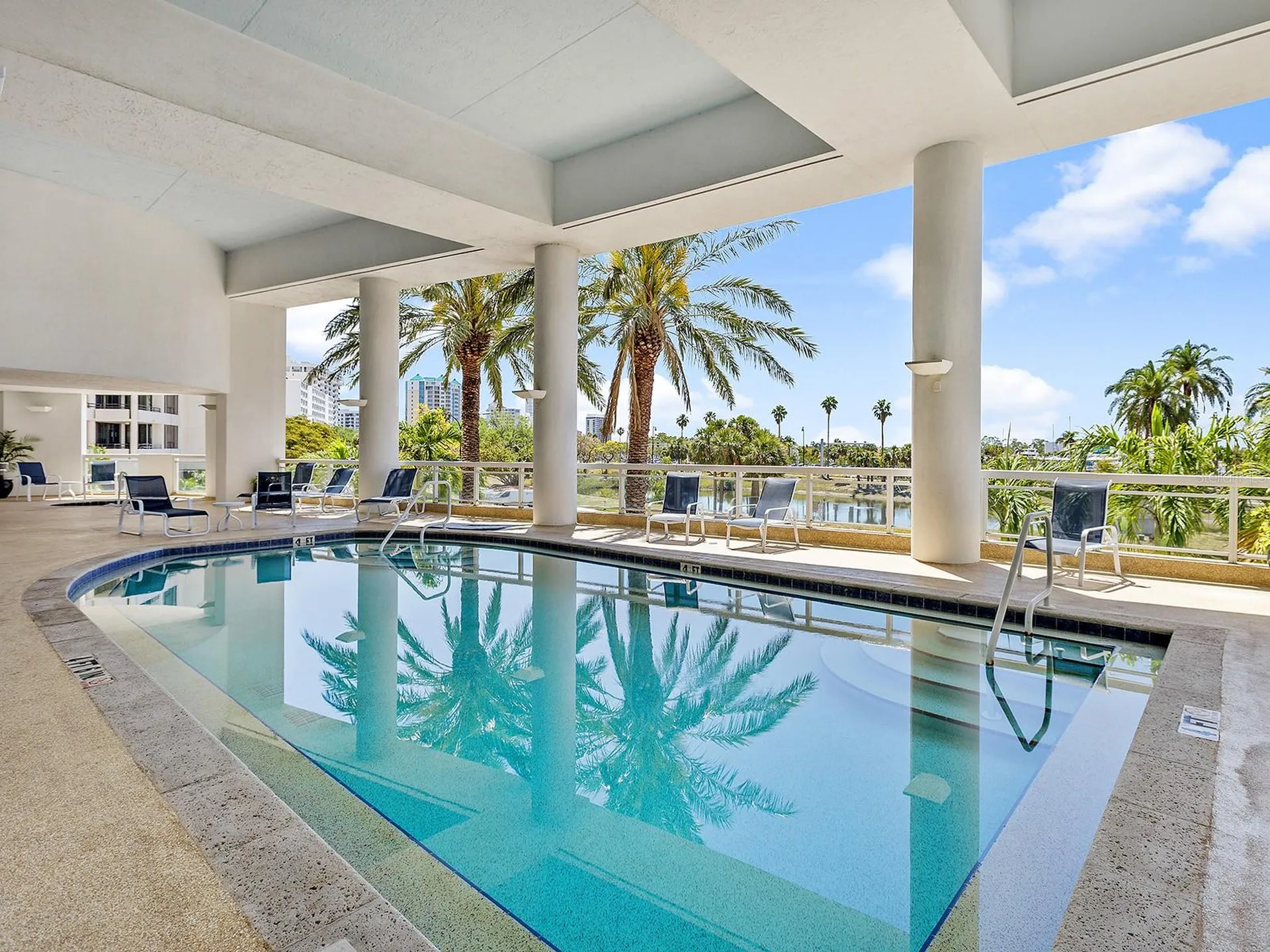 1233 N Gulfstream Avenue Sarasota FL 34236