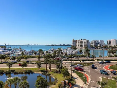 1233 N Gulfstream Avenue Sarasota FL 34236