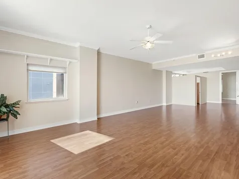 1233 N Gulfstream Avenue Sarasota FL 34236
