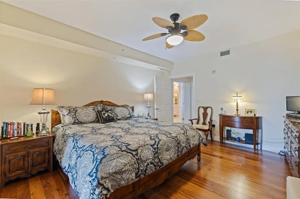 1 Beach Drive SE St Petersburg FL 33701