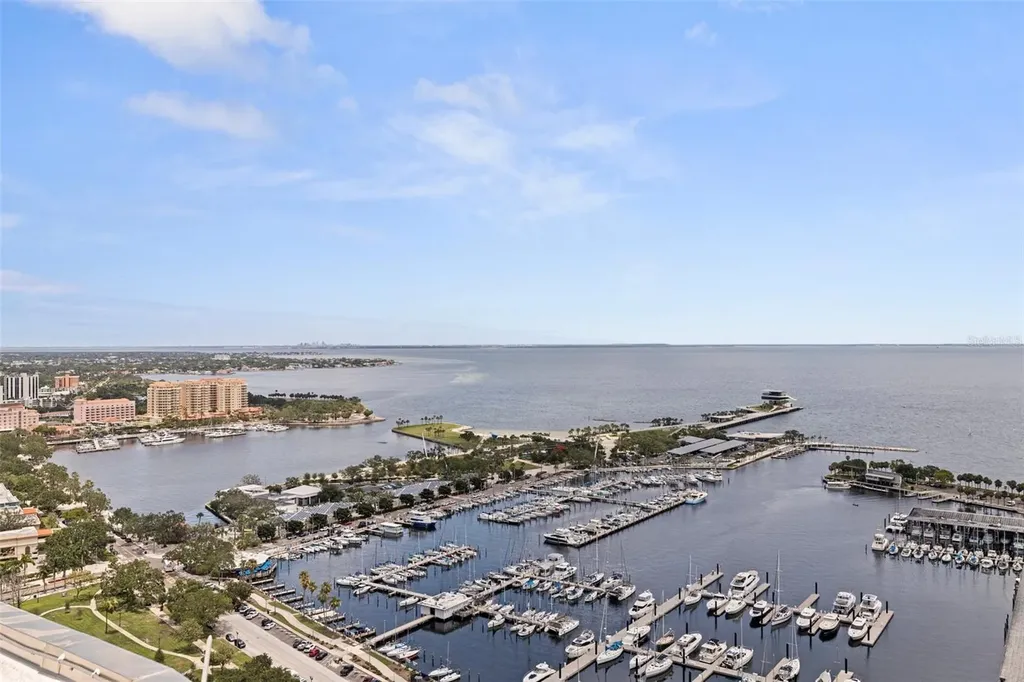 1 Beach Drive SE St Petersburg FL 33701