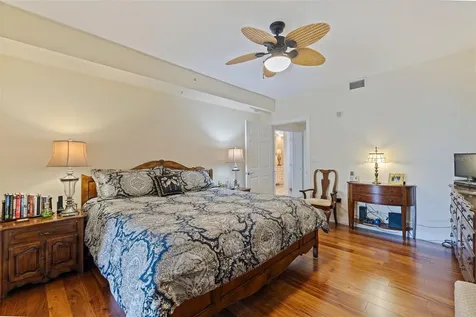 1 Beach Drive SE St Petersburg FL 33701